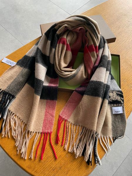 Streetwear Scarf Burberry 329083 size:70*200cm