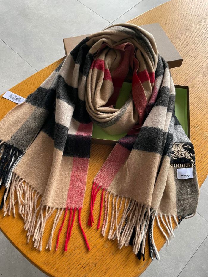 Streetwear Scarf Burberry 329083 size:70*200cm