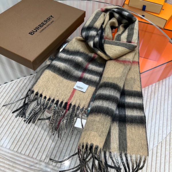 Streetwear Scarf BURBERRY 329098 size：186*35cm
