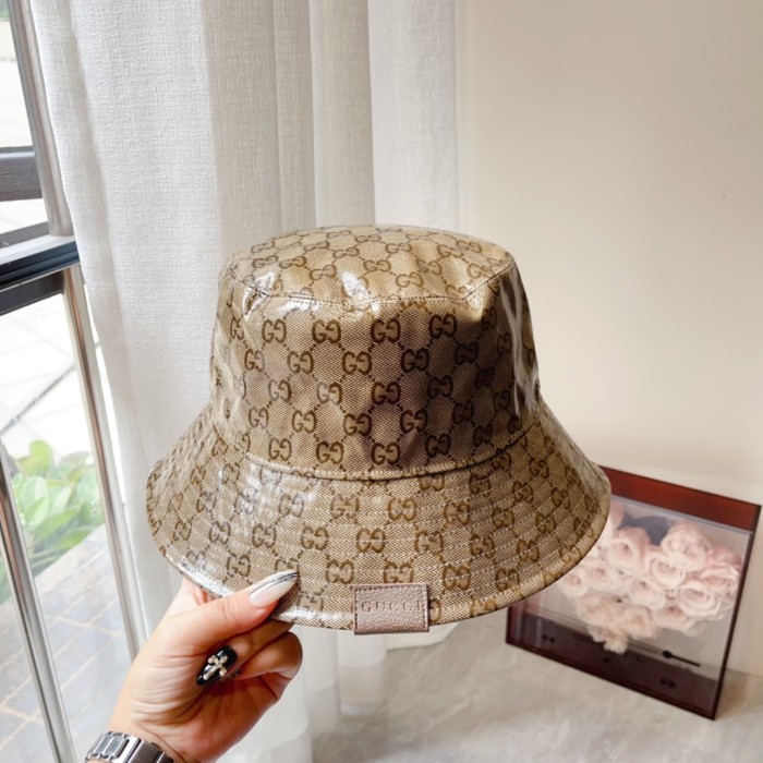 Streetwear Hat Gucci 329132
