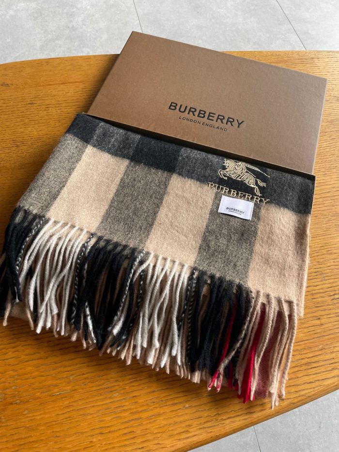 Streetwear Scarf Burberry 329083 size:70*200cm