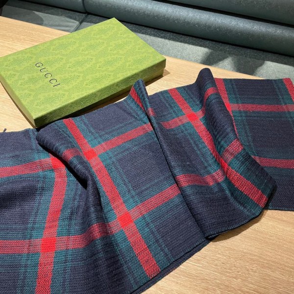 Streetwear Scarf GUCCI 329111 SIZE:45*170cm