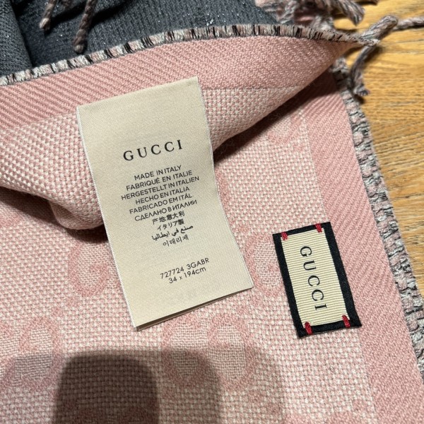 Streetwear Scarf GUCCI 329101 SIZE:90cm*90cm