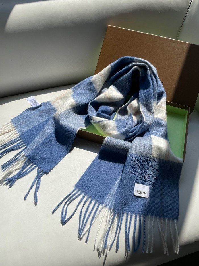 Streetwear Scarf Burberry 329088 size:180*35cm