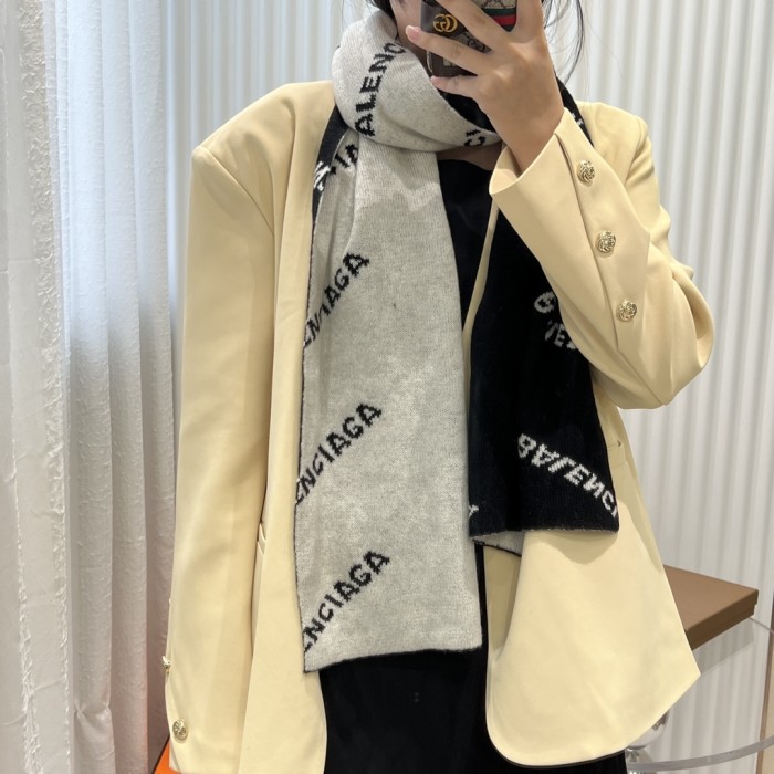 Streetwear Scarf BURBERRY  329108 size:35*200cm