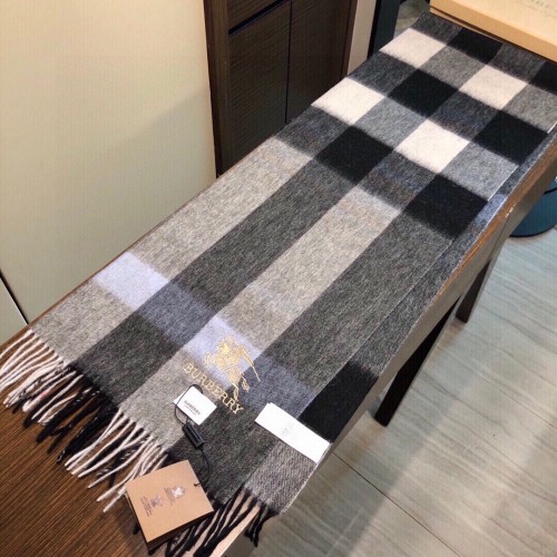 Streetwear Scarf Burberry 329072 size:32*180cm