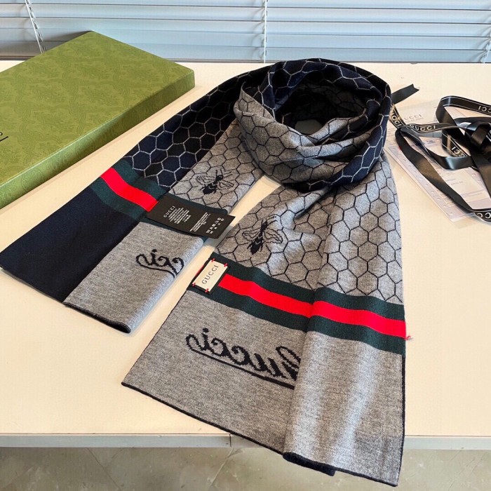 Streetwear Scarf GUCCI 329069 size:32*180cm