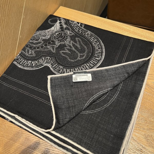 Streetwear Scarf Hermes 329104 size:140cm*140cm