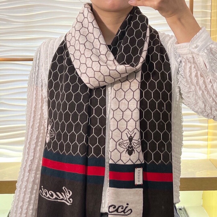 Streetwear Scarf GUCCI  329067 size:32*180cm