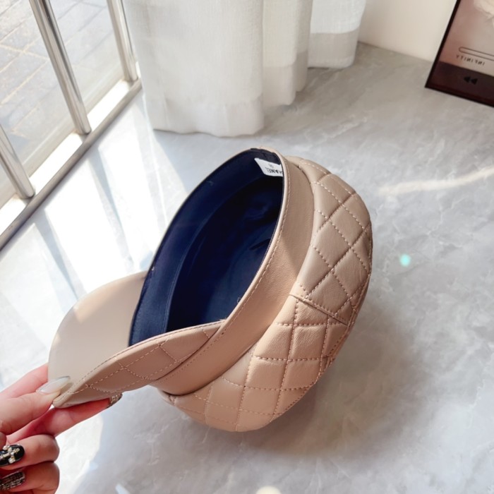 Streetwear Hat Chanel 329127