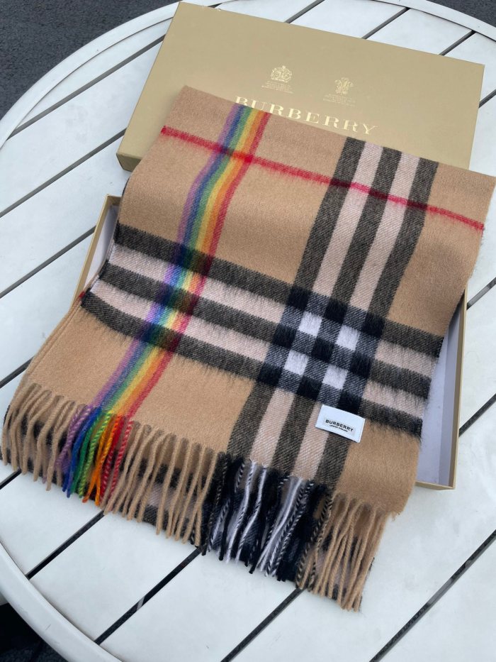 Streetwear Scarf Burberry 329097 size：30*200cm