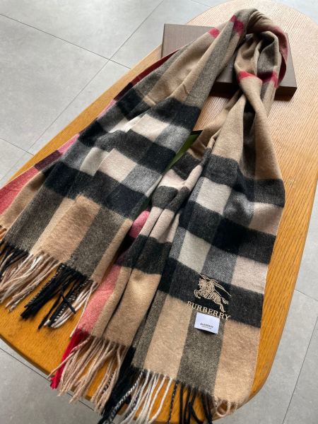 Streetwear Scarf Burberry 329083 size:70*200cm