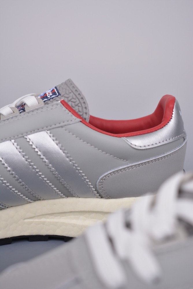 adidas originals retropy E5 Sliver