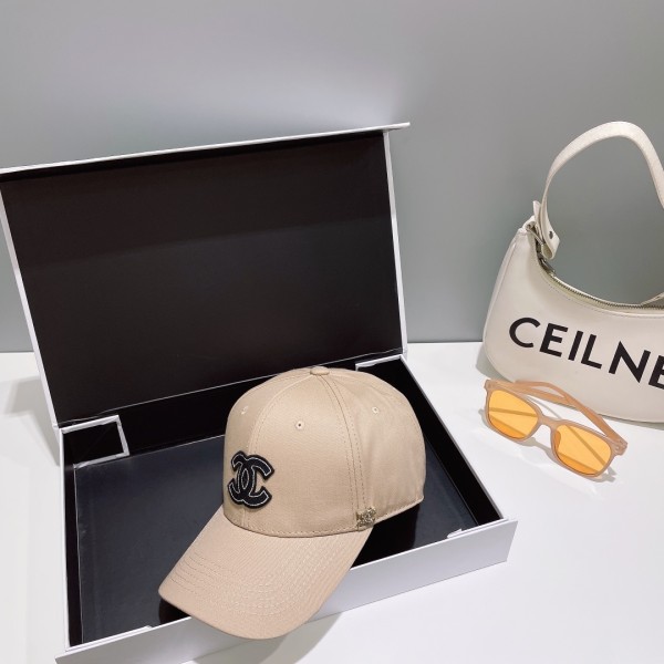Streetwear Hat Chanel 329028