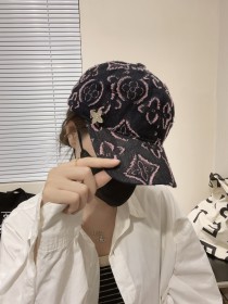 Streetwear Hat LV 329055