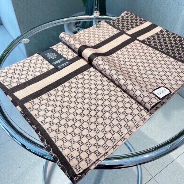 Streetwear Scarf GUCCI 329061 SIZE:90cm*90cm