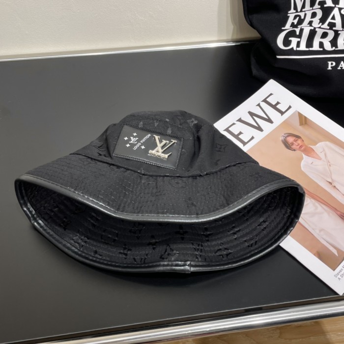 Streetwear Hat LV 329048
