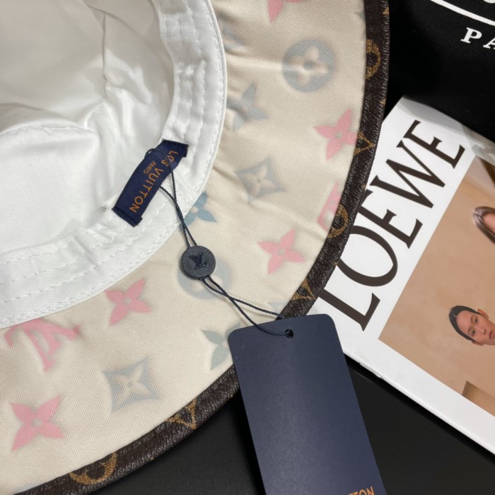Streetwear Hat LV 329051