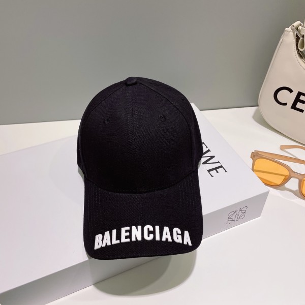 Streetwear Hat BALENCIAGA 329033