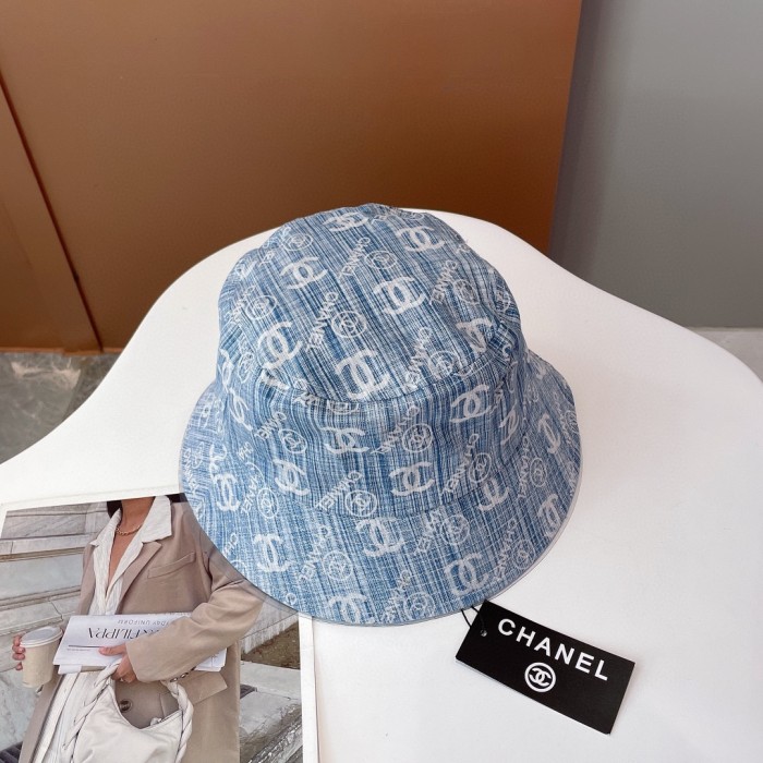 Streetwear Hat Chanel 329037