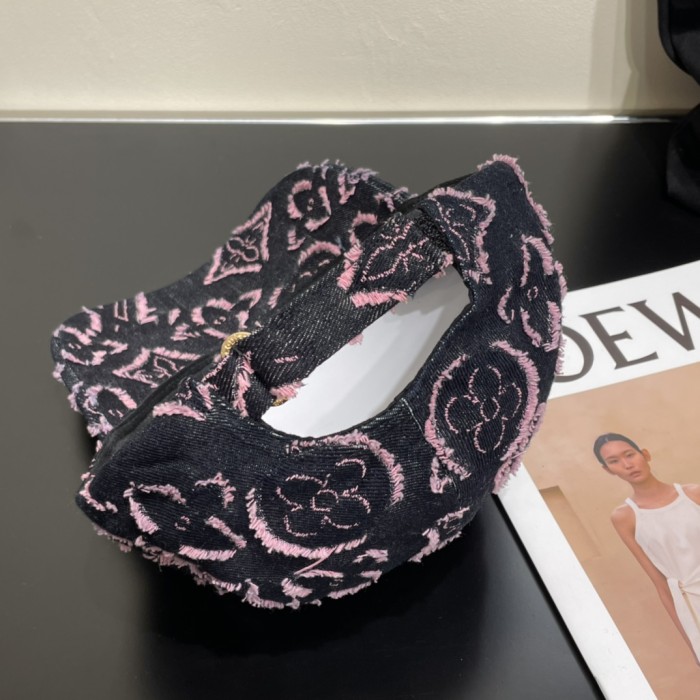 Streetwear Hat LV 329055