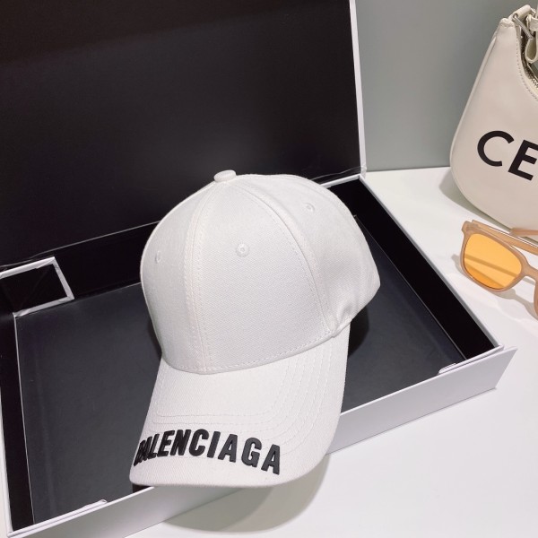 Streetwear Hat balenciaga 329035