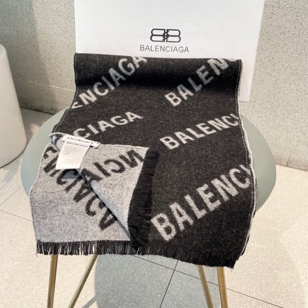 Streetwear Scarf BURBERRY 329064 size：32*180cm