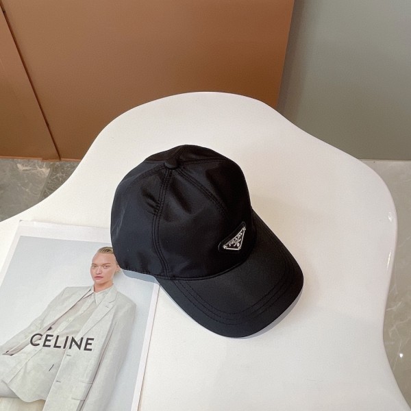 Streetwear Hat Prada 329045
