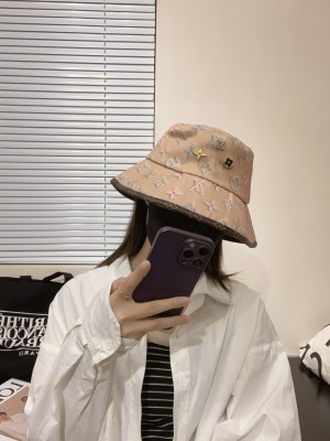 Streetwear Hat LV 329050