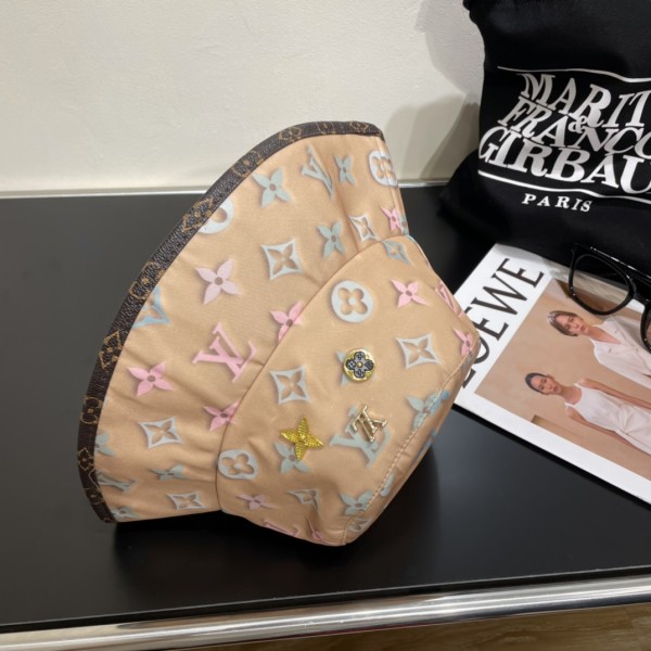 Streetwear Hat LV 329050