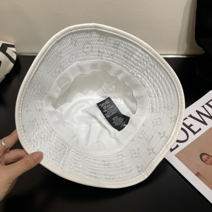 Streetwear Hat LV 329047