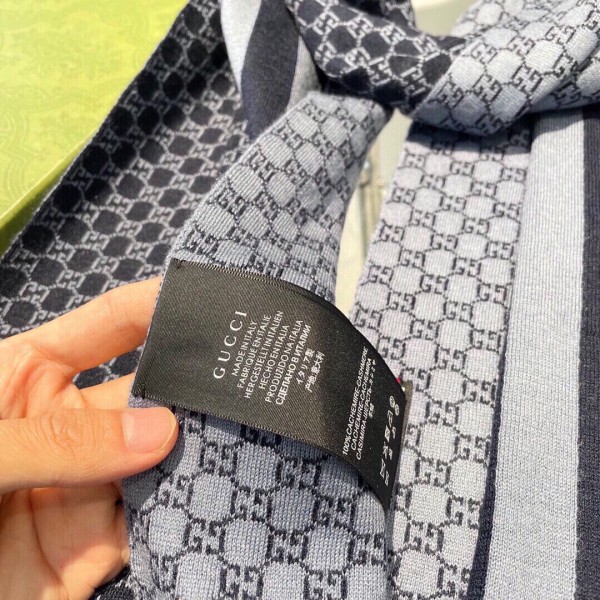 Streetwear Scarf GUCCI 329063 SIZE:32*180cm