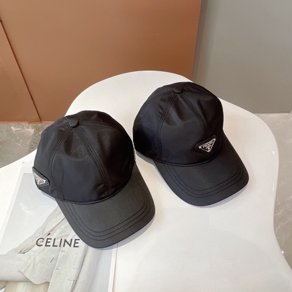 Streetwear Hat Prada 329046