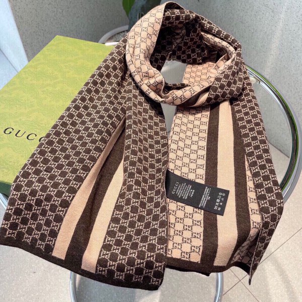 Streetwear Scarf GUCCI 329061 SIZE:90cm*90cm