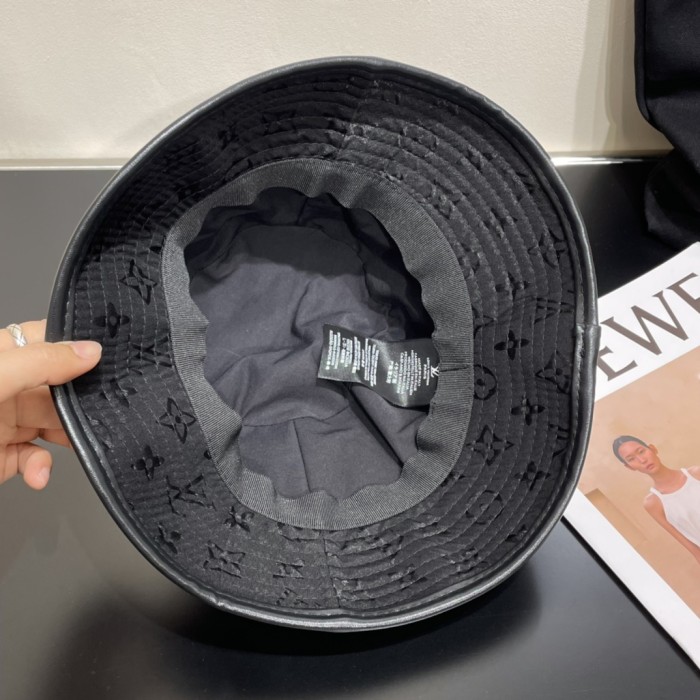 Streetwear Hat LV 329048