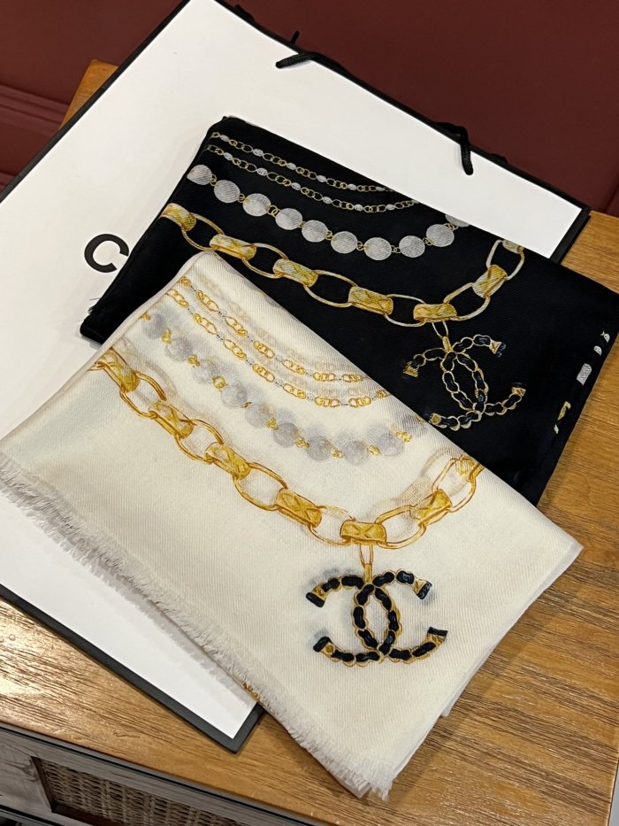 Streetwear Scarf CHANEL 328969 size:110*200cm
