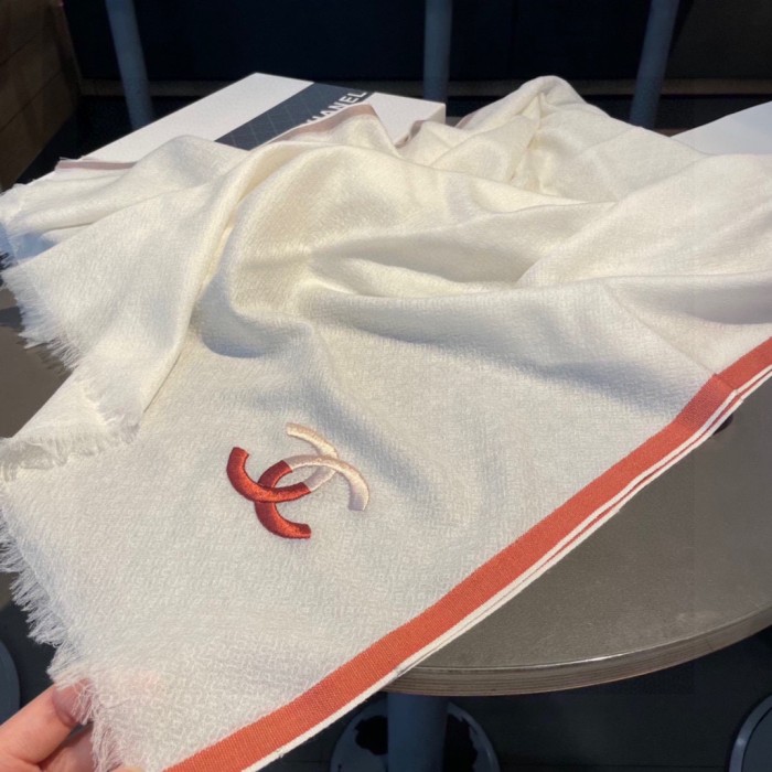 Streetwear Scarf CHANEL 329005 SIZE:105*180cm