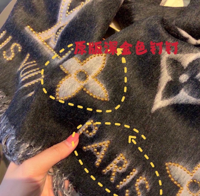 Streetwear Scarf LV 329010 SIZE:170×45cm