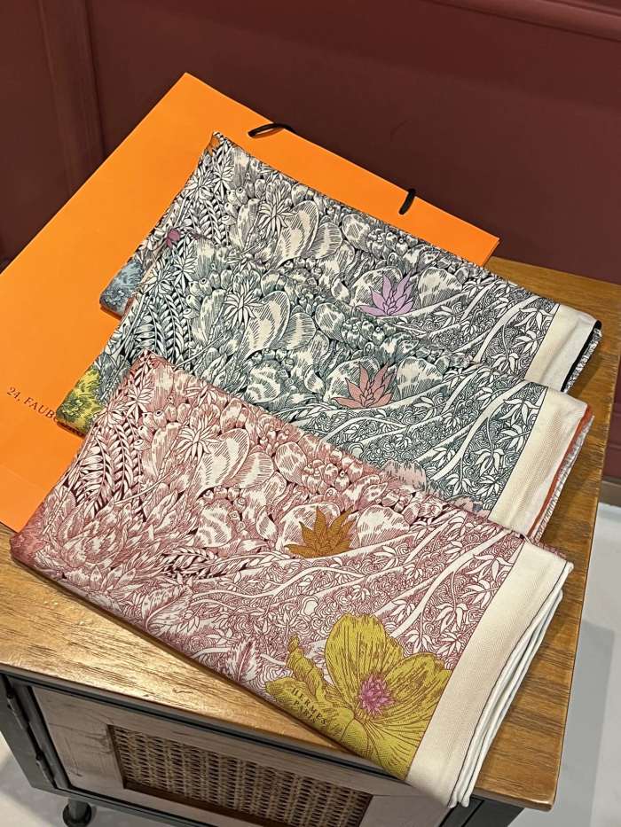 Streetwear Scarf Hermes  328996 SIZE:140cm*140cm