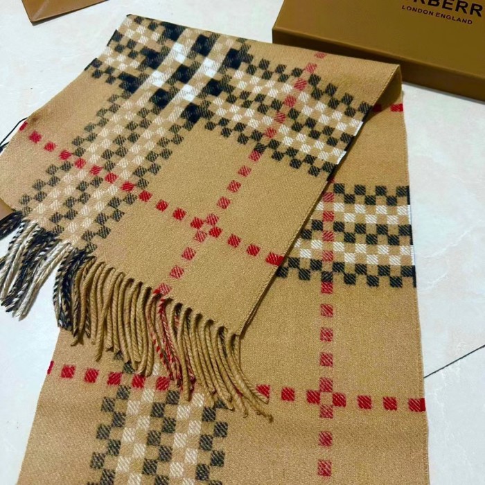 Streetwear Scarf Burberry 328975 size:180*35cm