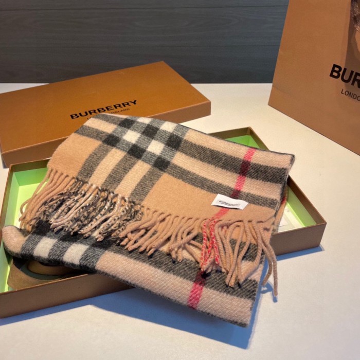 Streetwear Scarf Burberry 329016 SIZE:200 x 32cm