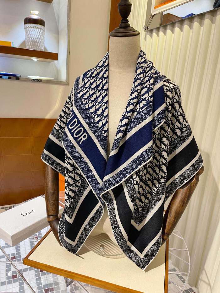 Streetwear Scarf Dior 329002