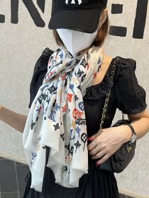 Streetwear Scarf LV 328992 SIZE:110*200cm