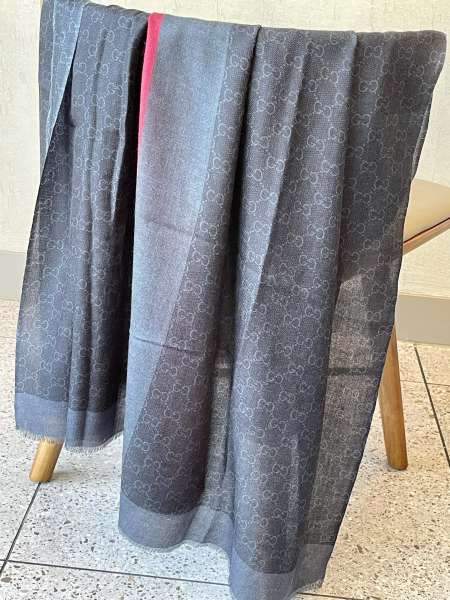 Streetwear Scarf  GUCCI 328980 size:110x200cm