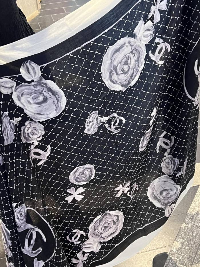 Streetwear Scarf CHANEL 328979 size:100×200cm