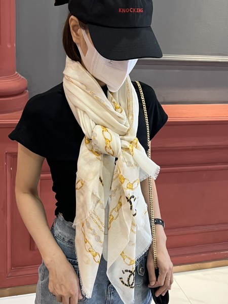 Streetwear Scarf CHANEL 328969 size:110*200cm