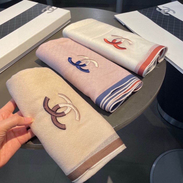 Streetwear Scarf CHANEL 329005 SIZE:105*180cm