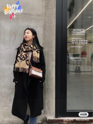 Streetwear Scarf Burberry 329016 SIZE:200 x 32cm