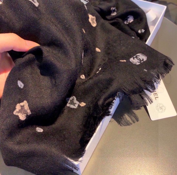 Streetwear Scarf CHANEL 329007 SIZE:90*200cm
