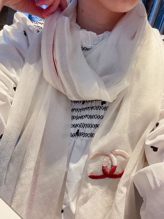Streetwear Scarf CHANEL 329005 SIZE:105*180cm